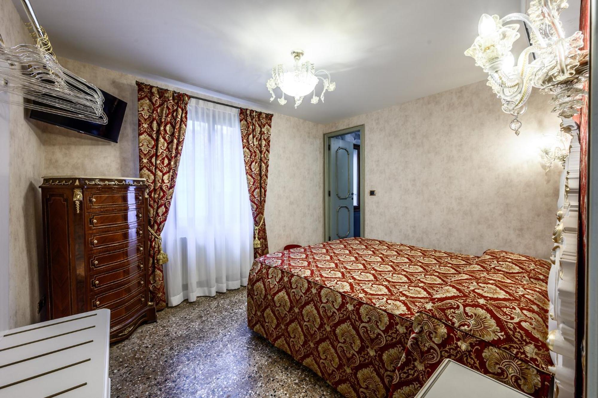 Апартаменти Ca Rialto 4122 - Luxury Terrace Венеція Екстер'єр фото